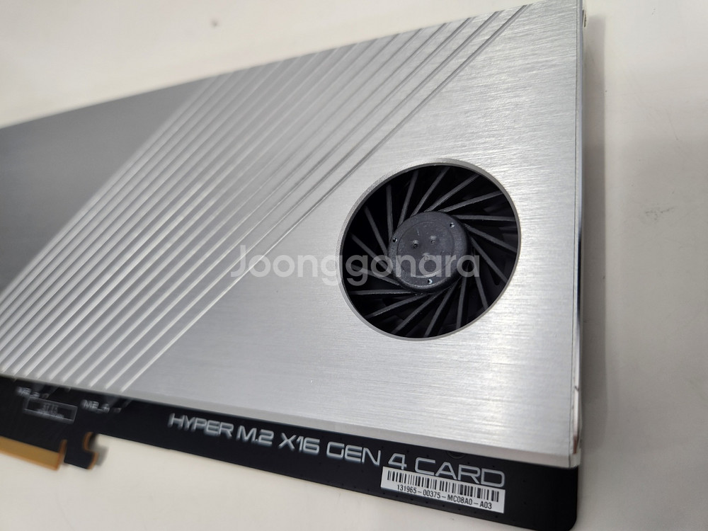 ASUS HYPER M.2 x16 Gen 4 CARD (벌크)--3