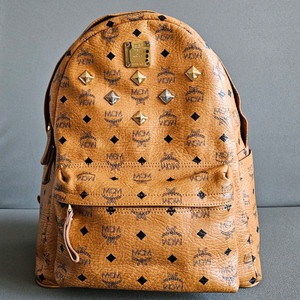 mcm 엠씨엠 비세토스 스터드 백팩 책가방