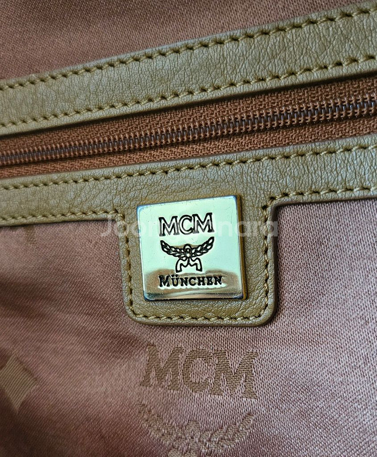 mcm 엠씨엠 비세토스 스터드 백팩 책가방--5