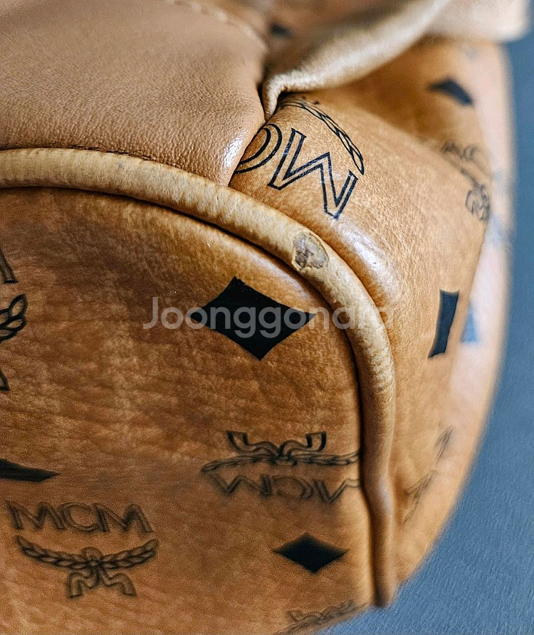 mcm 엠씨엠 비세토스 스터드 백팩 책가방--8