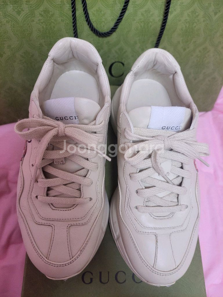 정품)급처상태좋음!구찌 애플로고라이톤스니커즈키높이운동화--3