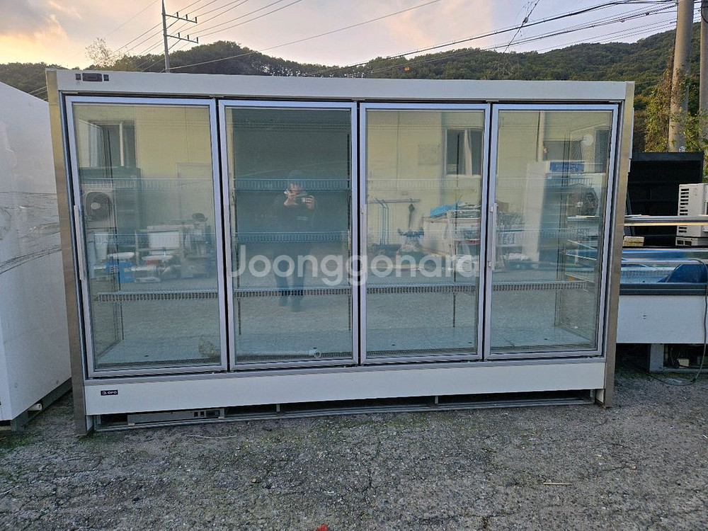 OPO 4도어리치인쇼케이스(냉동/냉장 겸용)--1