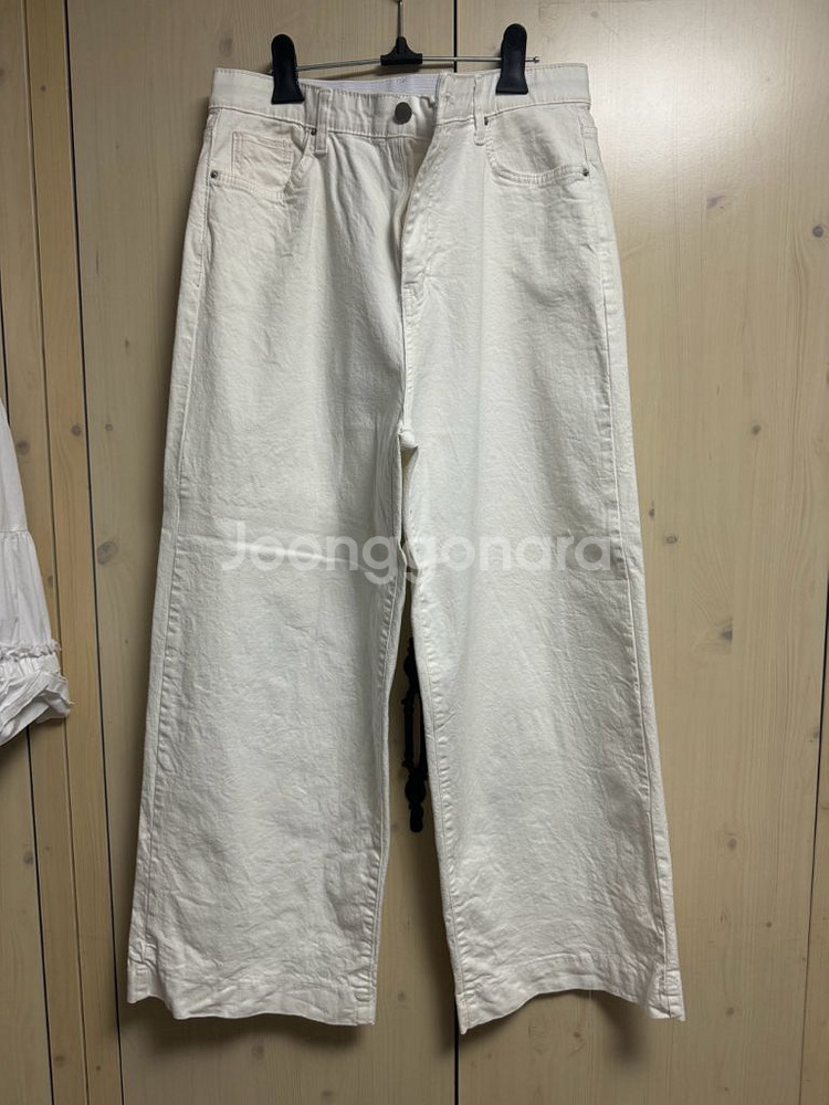클릭앤퍼니 흰바지 새상품 66-77--2