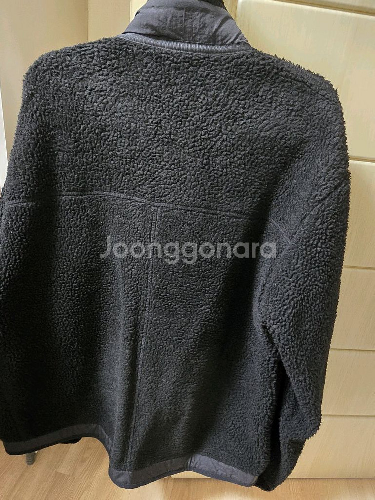 남녀 공용 휠라 후리스 자켓 검정 95(M) 팔아요--2