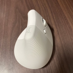 로지텍 Lift 버티컬 마우스 흰색