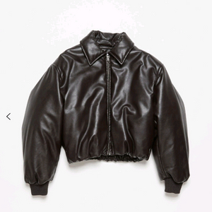 제니 인스타속 난리난 아크네 봄버 가죽자켓