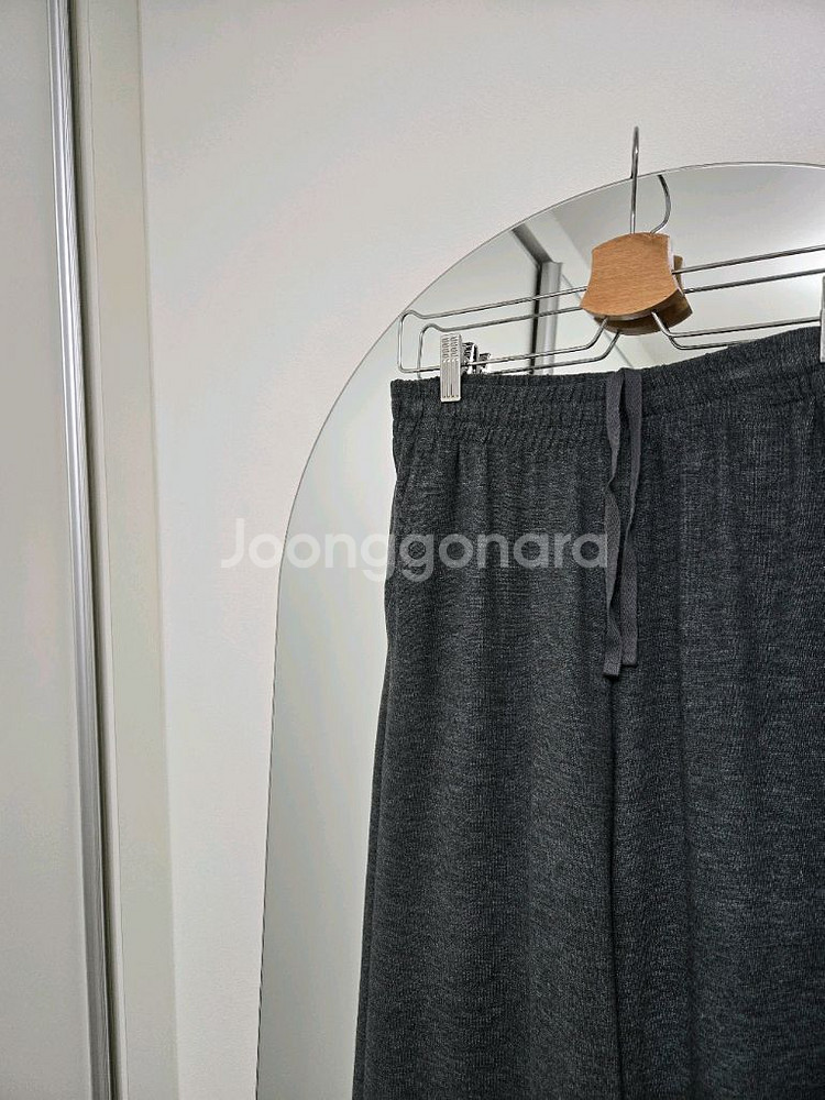 새상품) 일본구매 유니클로 팬츠 여성 밴딩 바지 s 사이즈--1