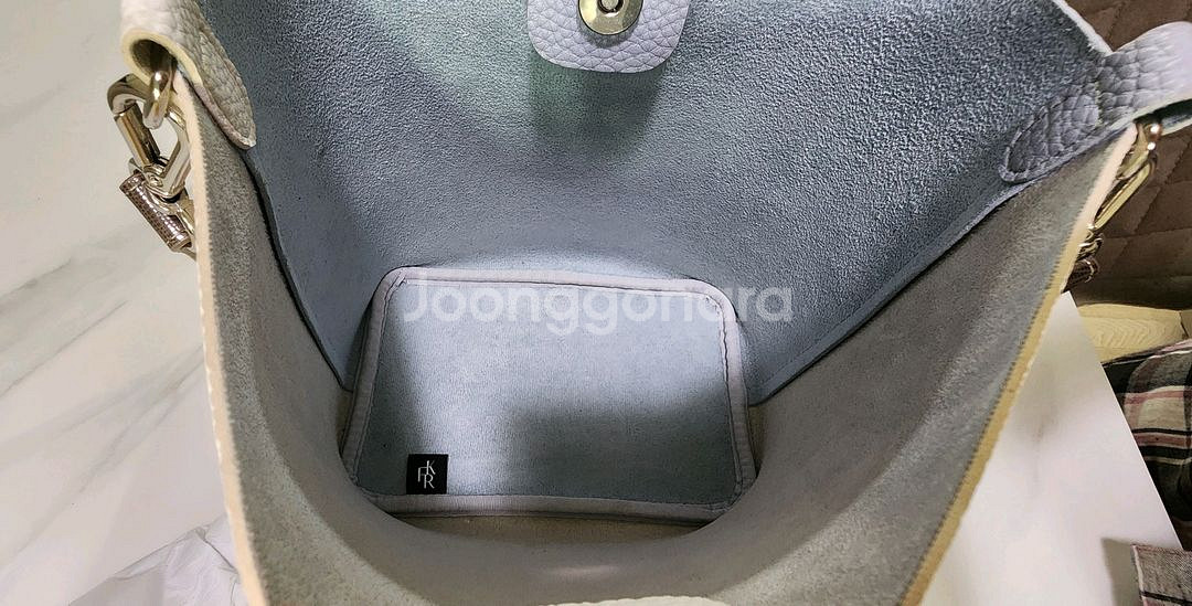 파인드카푸어 핑고백, 버킷백--3