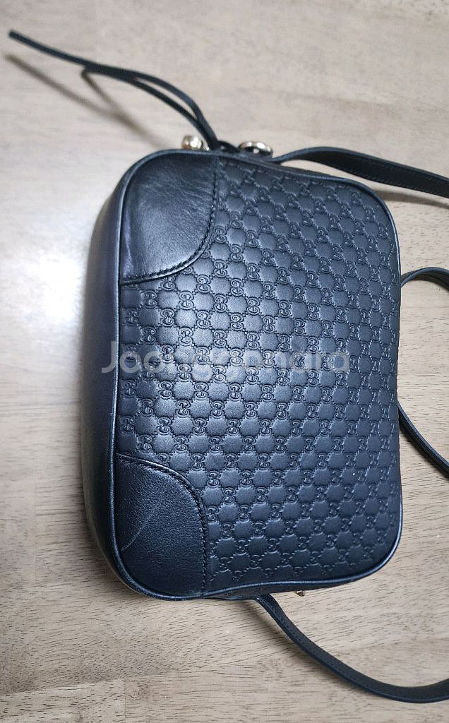 구찌 마이크로시마 레더 디스코 크로스백--0