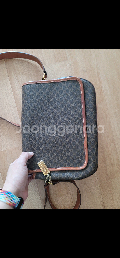 정품) 셀린느 마카담 크로스 백. 가방 !!--8