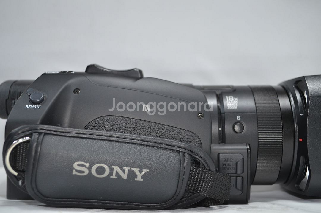 소니 FDR-AX700 4K 핸디캠 팝니다--3