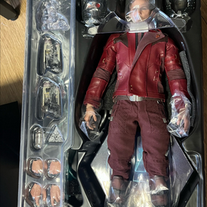 핫토이 인피니티워 스타로드