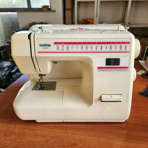 브라더 미싱 재봉틀 XL-4010 판매합니다