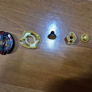 메탈베이블레이드 발칸 호루세우스 팝니다.