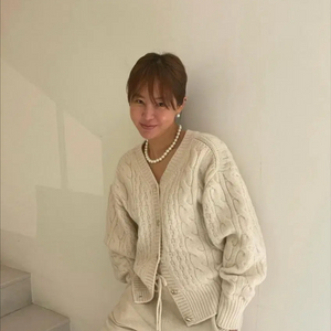 11am 꽈배기 하트단추 가디건