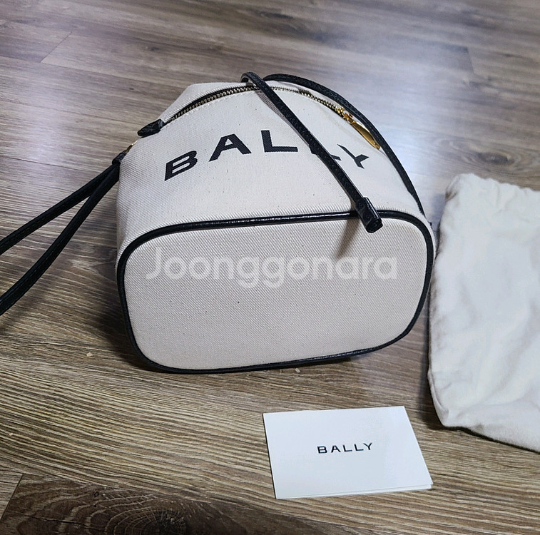 발리 버킷백 가방프라다구찌루이비통셀린느크로스백팩--6