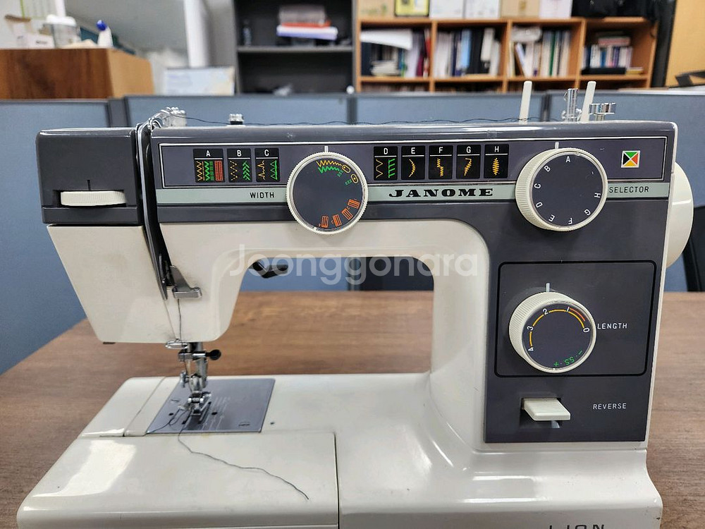 자노메 라이온 미싱 재봉틀 L372 판매(주물미싱) 판매합니다--1