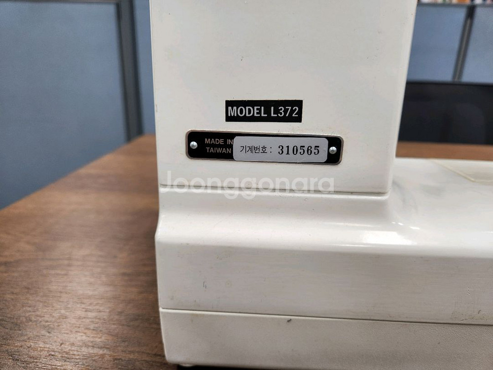 자노메 라이온 미싱 재봉틀 L372 판매(주물미싱) 판매합니다--4