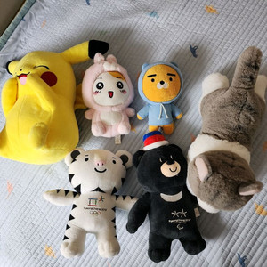 인형 모두 피카츄 라이언 강아지등