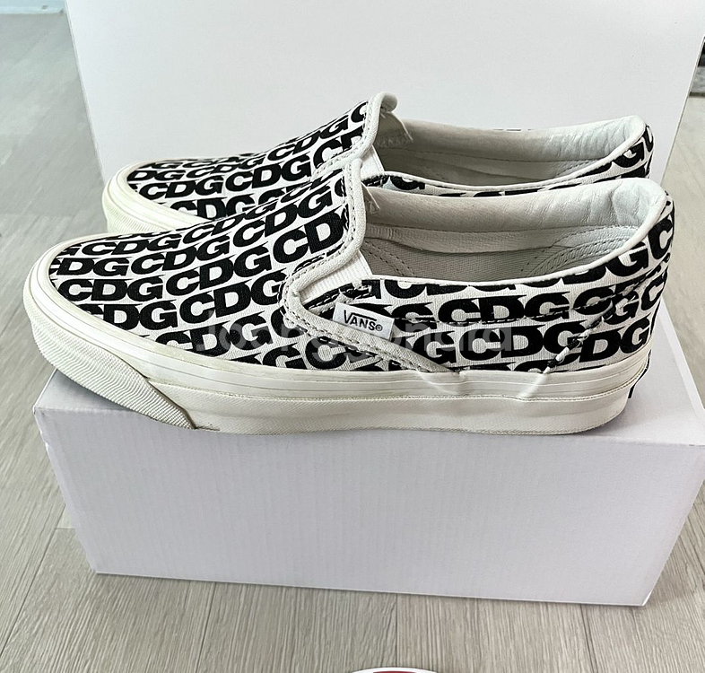 반스 볼트 슬립온 LX CDG 화이트 230--2