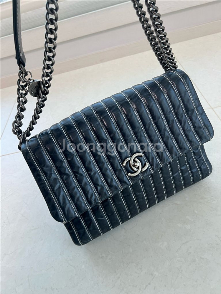 샤넬 네이비 레더 스티치 숄더--2