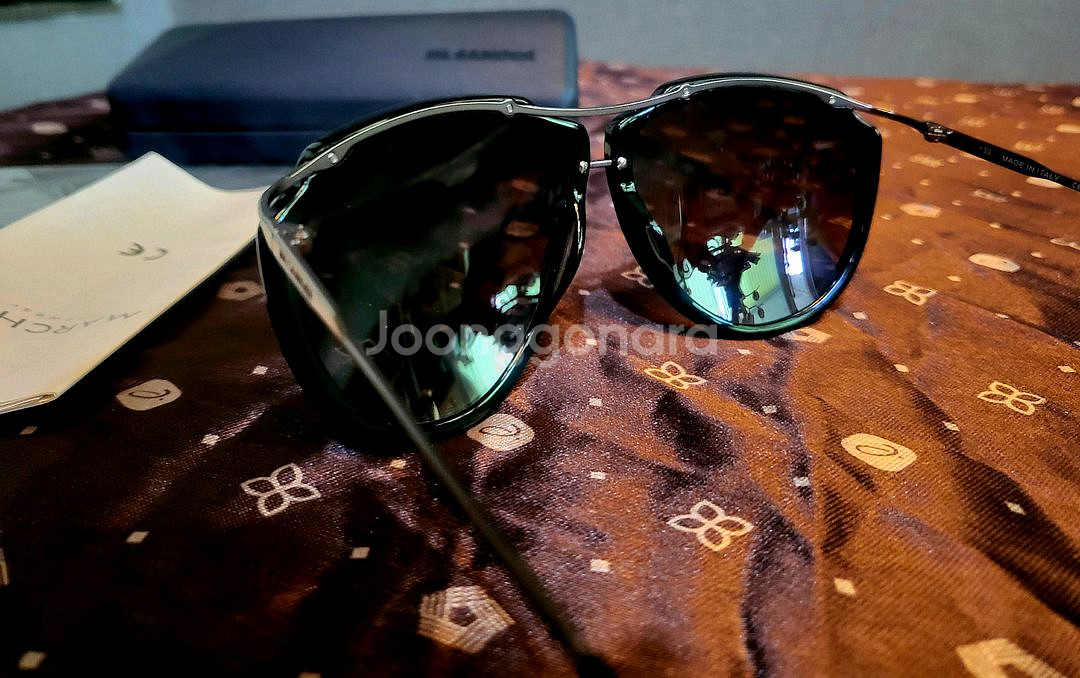 [미사용 새상품] Jil Sander 블랙우드 선글라스--4