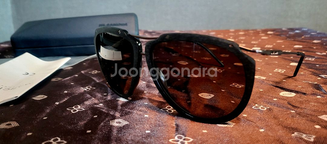 [미사용 새상품] Jil Sander 블랙우드 선글라스--9
