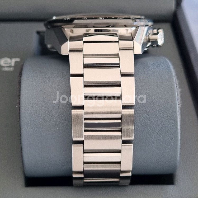 태그호이어 준신형 까레라 크로노그래프 41mm 검판--1