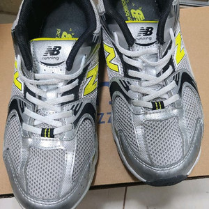 뉴발란스키즈운동화 200