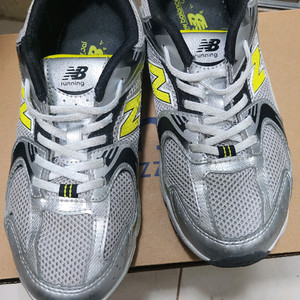 뉴발란스키즈운동화 200