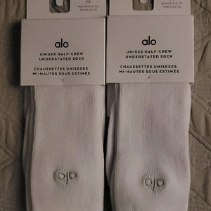 알로 유니섹스 하프 크루 언더스테이티드 양말 alo 요