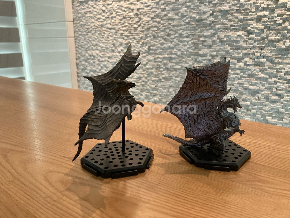 캡콥 몬스터헌터 스탠다드 크샬다오라 피규어 2종 일괄--3