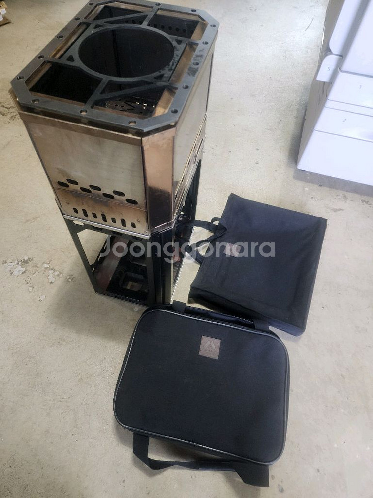 캠핑투게더 묠니르 화로대 세트 팝니다. 상태 A급--6