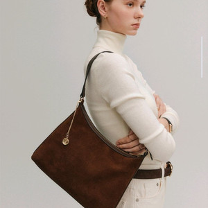 룩캐스트 수잔 스웨이드 호보백