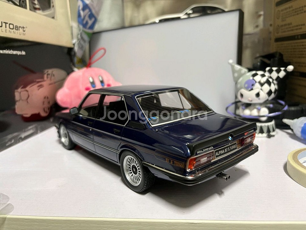 1:18 오또 구형 7알피나 블루 다이캐스트 팝니다.--1