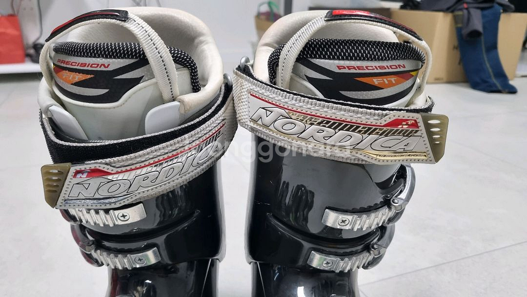 노르디카 스키부츠 팝니다. 270-275--2