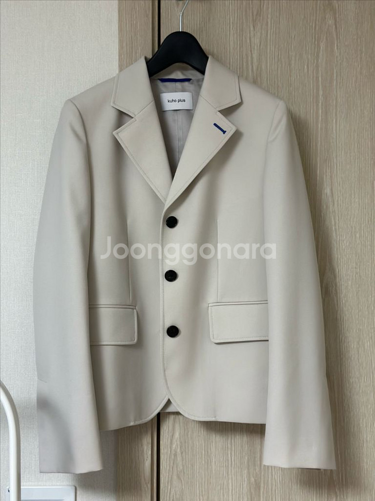 구호플러스 시그니처 자켓 베이지 S사이즈--0