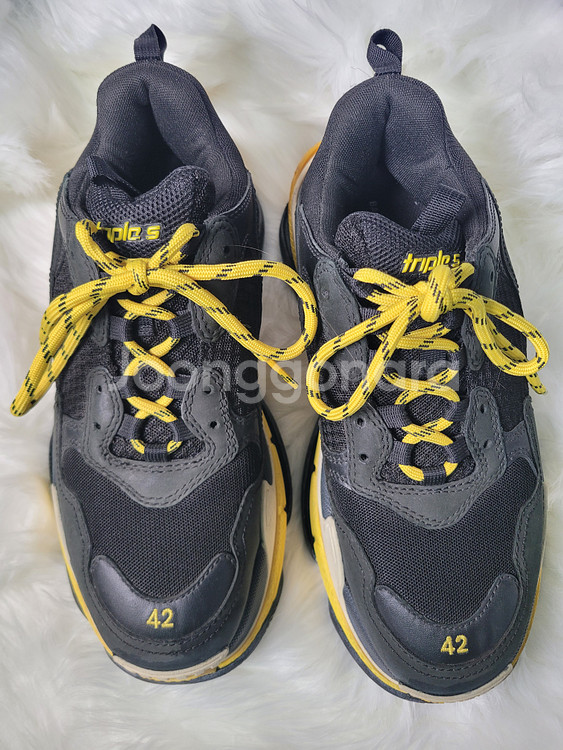 발렌시아가 트리플S 42사이즈--0