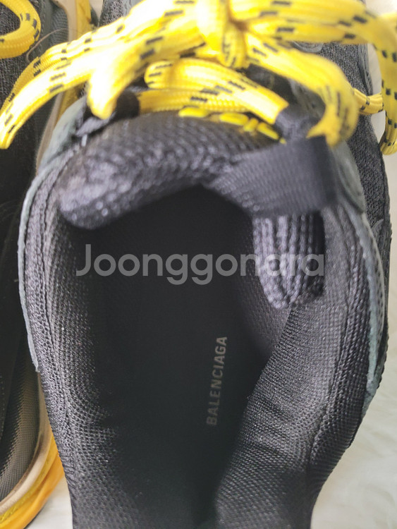 발렌시아가 트리플S 42사이즈--4