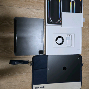 아이패드프로M4 13인치 블랙 애케플