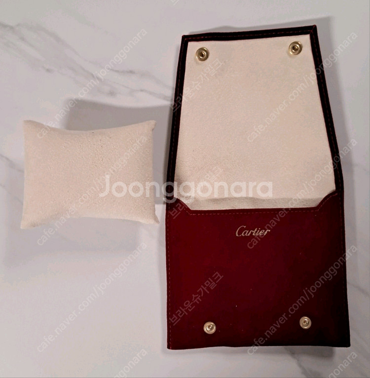 까르띠에 시계 악세 파우치 겸용팝니다--0