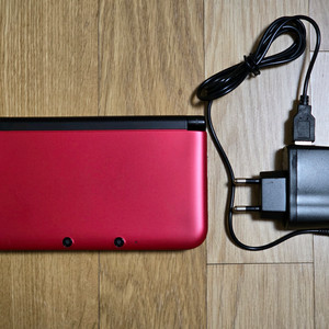 닌텐도 3DS XL 레드, SD 128g, 충전기