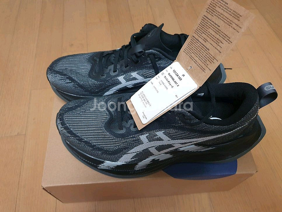 아식스 슈퍼블라스트2 러닝화 275--0