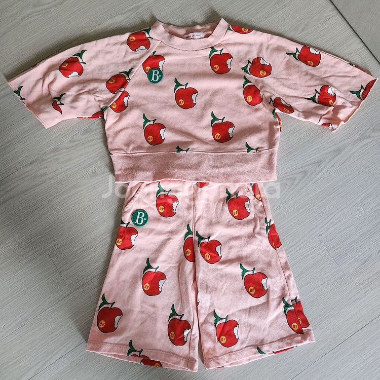 베베드피노 애플사과 상하세트 상의 120 하의 110--0