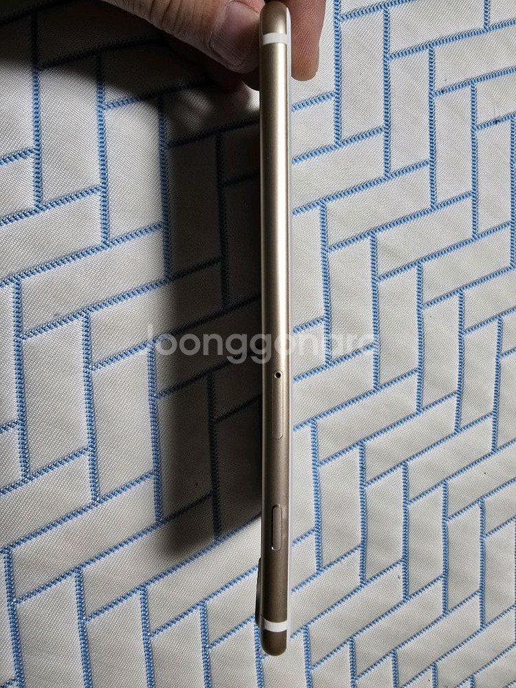 아이폰7플러스 부품용 팝니다.--2