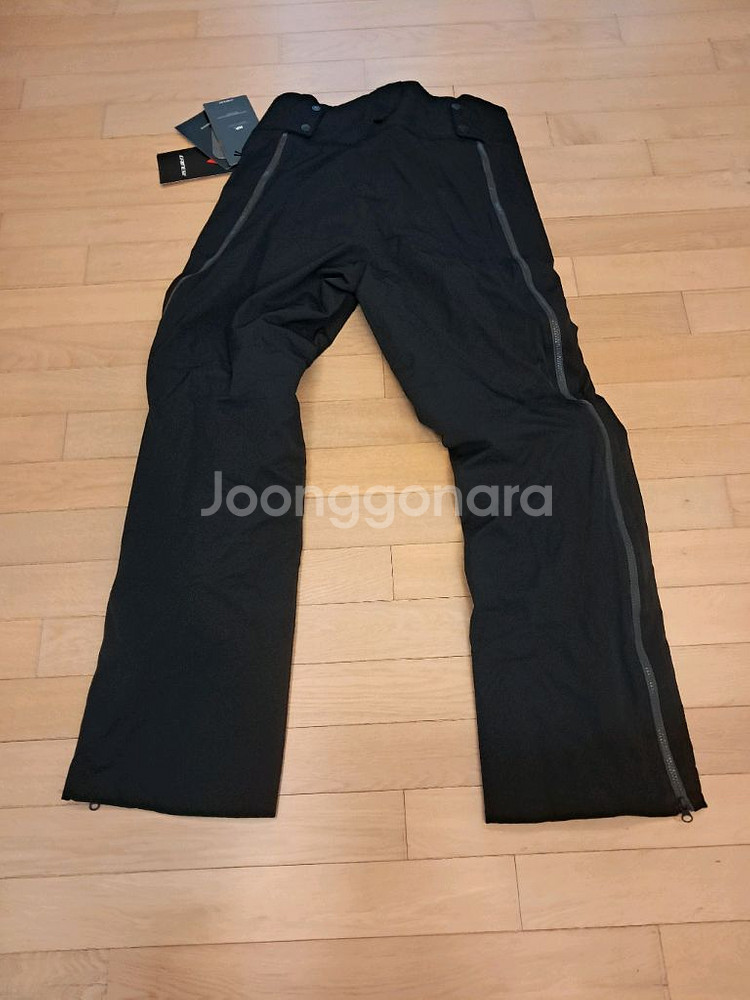미사용 새제품 / 다이네즈 스키복 Dainese M00--4