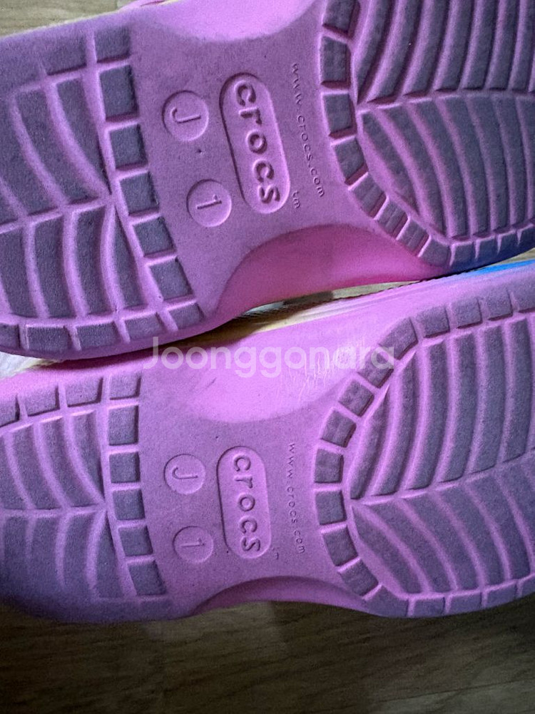 크록스 키즈 샌들 J1, J2--3