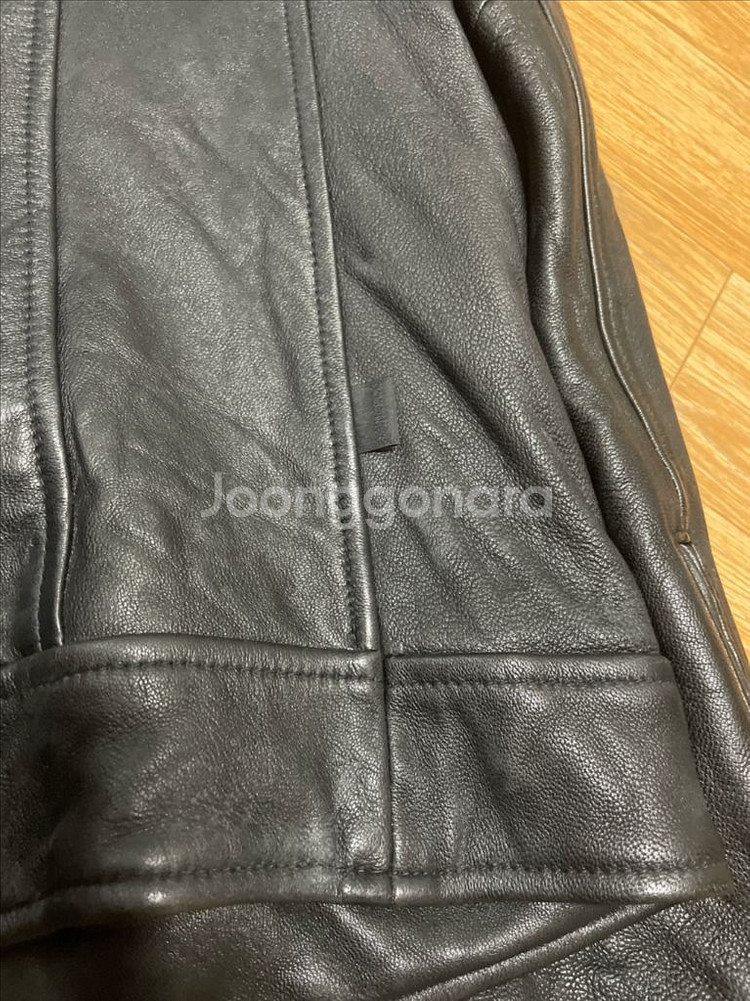 에이징램스킨 라이더 자켓 블랙 색상입니다--4