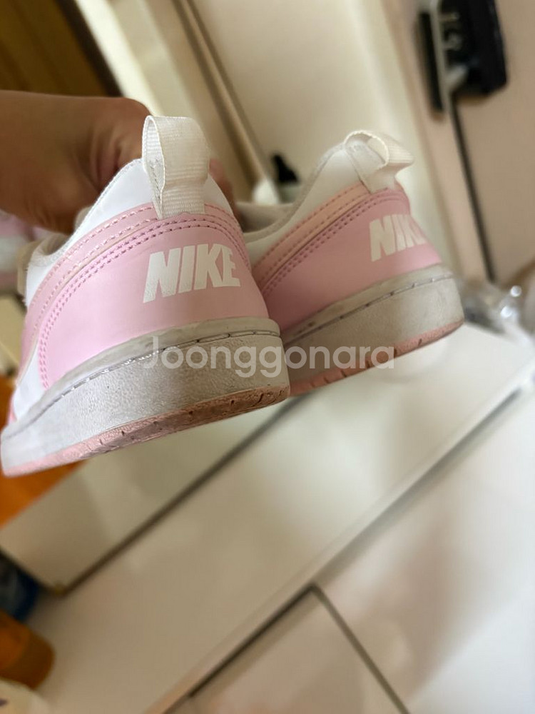 나이키 키즈 핑크 운동화 200사이즈--1