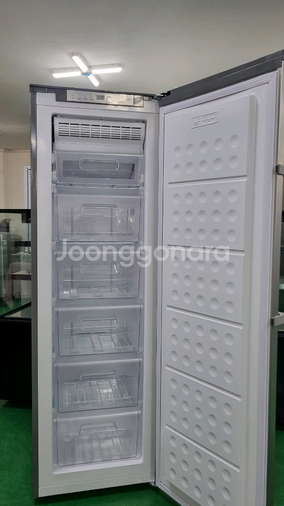 스탠드 냉동고--1